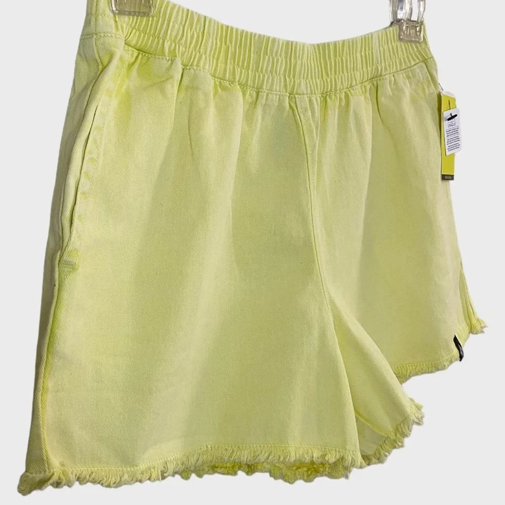 Volcom Strutin Stone Cotton Twill Shorts Women's Large Yellow Raw-Hem Casual New